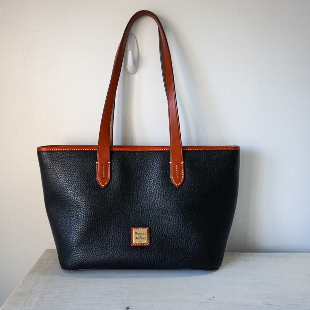 Dooney & Bourke Tote Purse